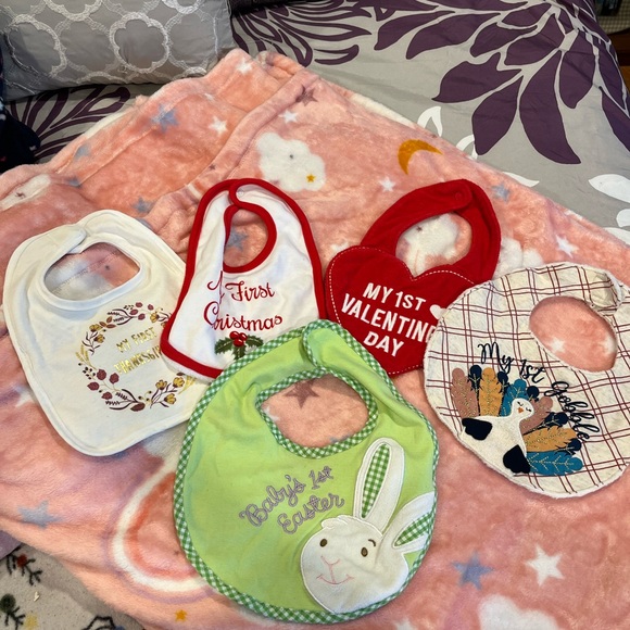 Holiday baby bib bundle - Picture 1 of 7